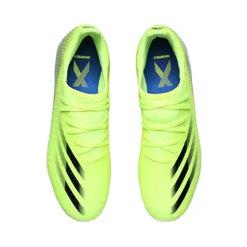 阿迪达斯adidas足球鞋