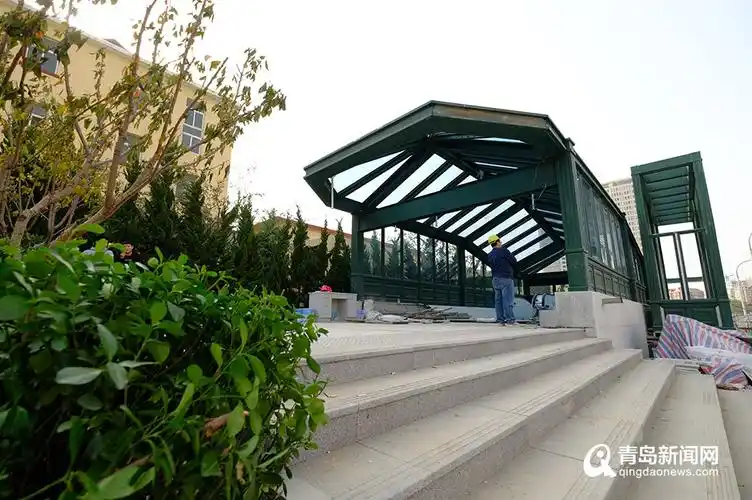 青岛地铁2号线年底贯通 泰山路利津路台东入口亮相