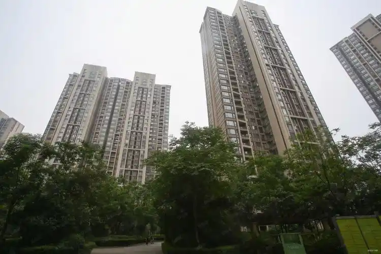 价位可谈,升龙广场(a区)二手房,155万,4室2厅,2卫,139平米-洛阳安居客