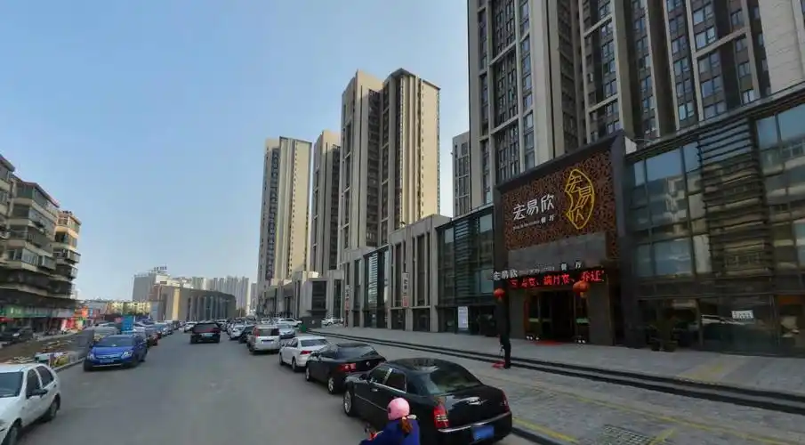 洛阳升龙广场a区附近有没有厕所