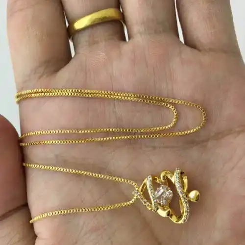 老凤祥黄金18k金圣诞节礼物圣诞树镶钻石灵动项链